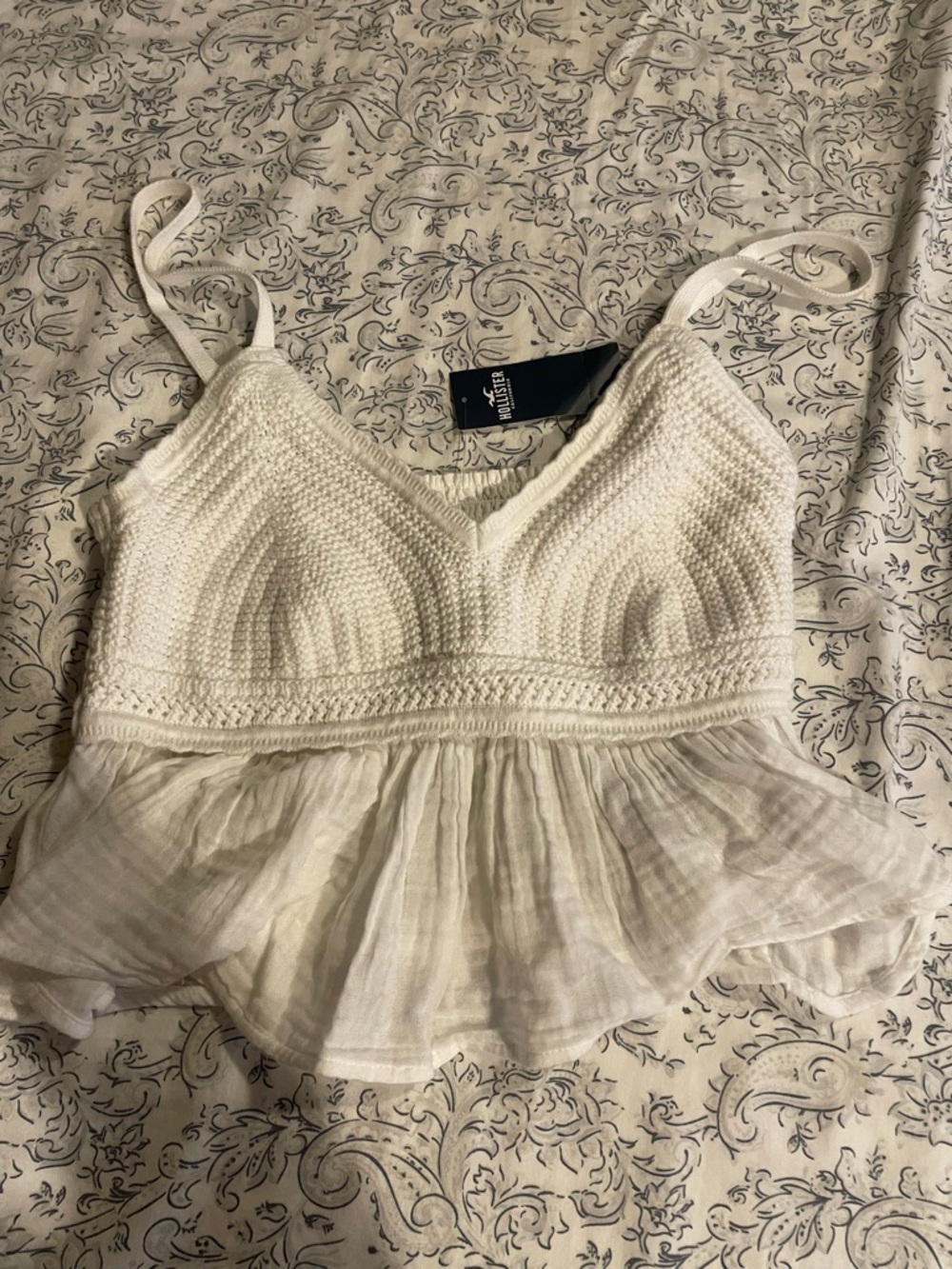 Hollister top